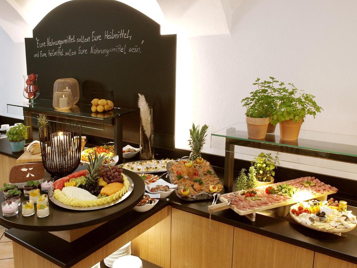 Hotel Restaurant Zum Goldenen Anker Mit Hallenbad & Wellnessbereich Windorf  Esterno foto