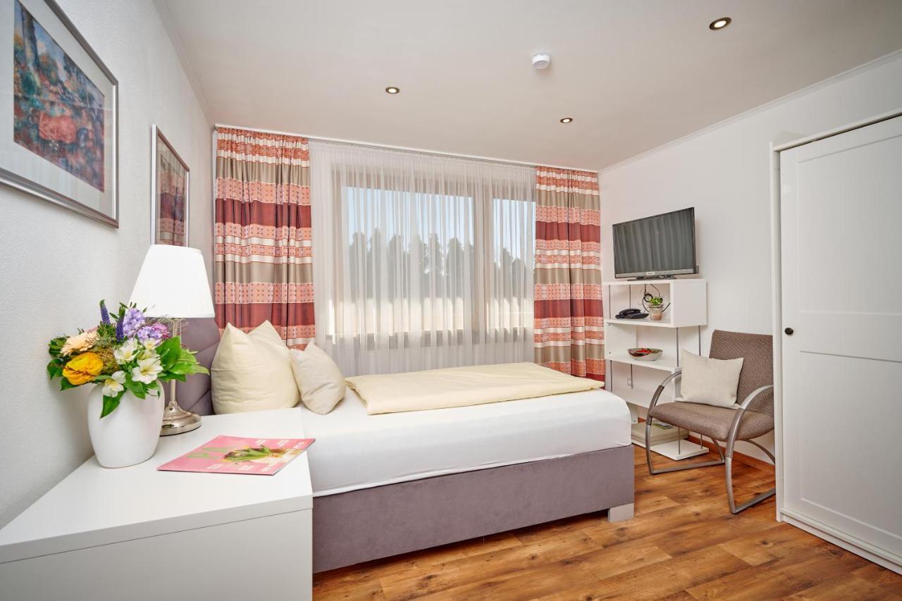 Hotel Restaurant Zum Goldenen Anker Mit Hallenbad & Wellnessbereich Windorf  Esterno foto