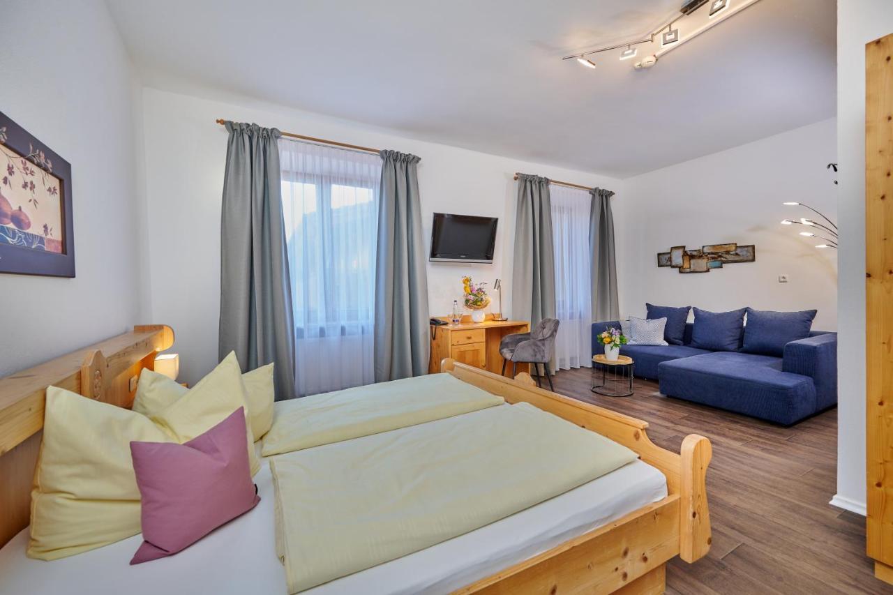 Hotel Restaurant Zum Goldenen Anker Mit Hallenbad & Wellnessbereich Windorf  Esterno foto