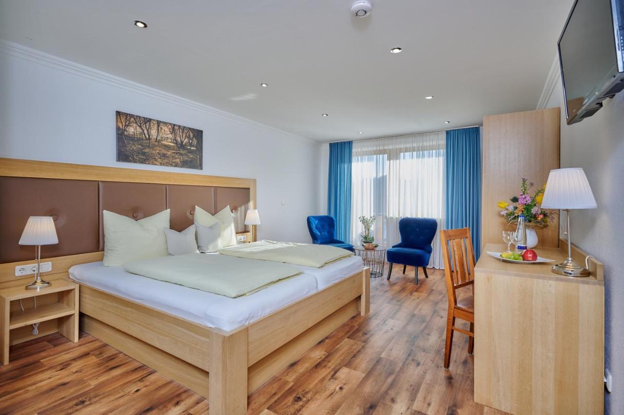 Hotel Restaurant Zum Goldenen Anker Mit Hallenbad & Wellnessbereich Windorf  Esterno foto