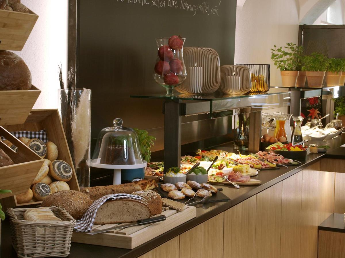 Hotel Restaurant Zum Goldenen Anker Mit Hallenbad & Wellnessbereich Windorf  Esterno foto
